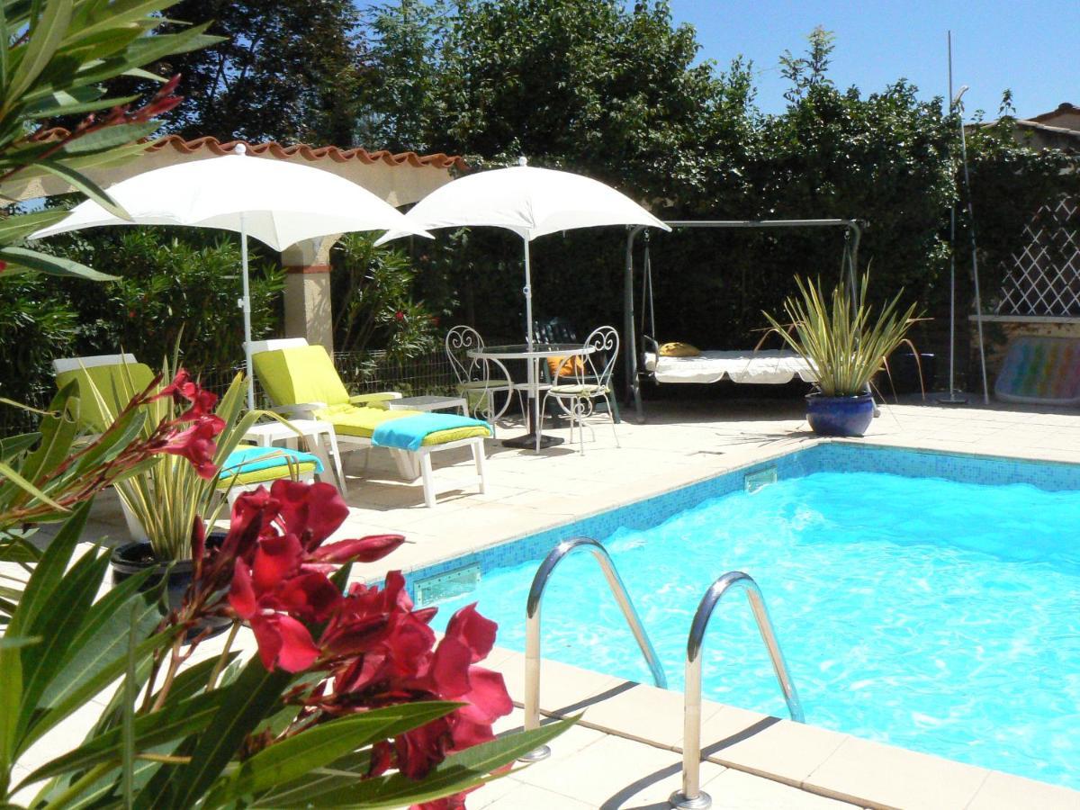 Bed and Breakfast La Caldamente Rieux-de-Pelleport Екстер'єр фото
