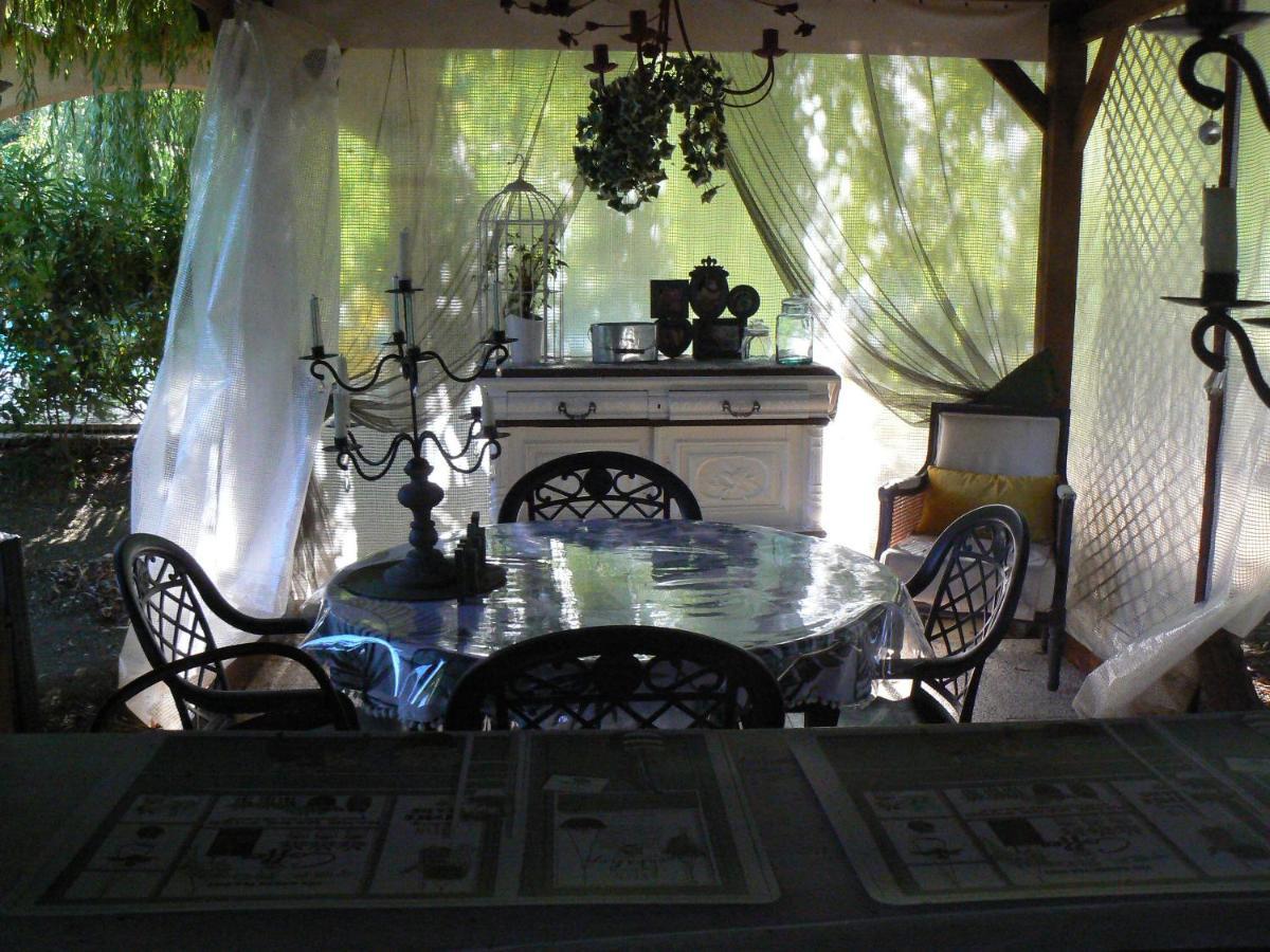 Bed and Breakfast La Caldamente Rieux-de-Pelleport Екстер'єр фото